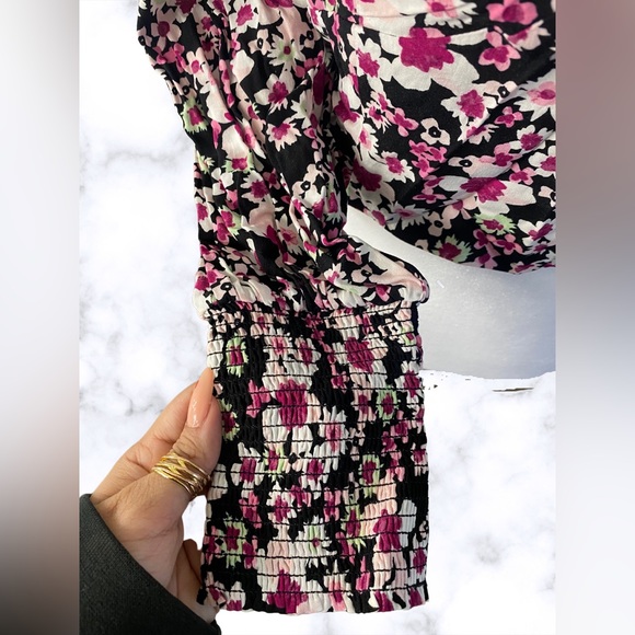 Floral Cropped Top - Picture 3 of 5